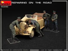 Load image into Gallery viewer, MiniArt 1/35 German Repairing on the Road (Typ 170V &amp; 4 Figures) 35295