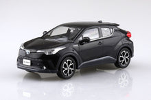 Load image into Gallery viewer, Aoshima Snap Kit 1/32 Toyota C-HR Black Mica 05635