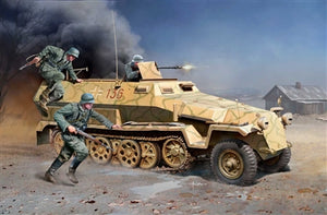 Academy 1/35 German Sd.Kfz.251/1 Ausf.C New Tooling 13540 SALE