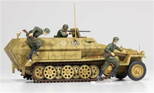 Load image into Gallery viewer, Academy 1/35 German Sd.Kfz.251/1 Ausf.C New Tooling 13540'