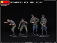 Load image into Gallery viewer, MiniArt 1/35 German Repairing on the Road (Typ 170V &amp; 4 Figures) 35295