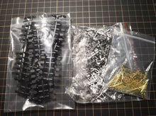 Load image into Gallery viewer, San Xin Model 1/35 German Leopard I/PZH2000 Metal Track Links w/ Brass Pins SX35016