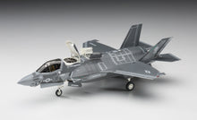 Load image into Gallery viewer, Hasegawa 1/72 US F-35 Lightning II (B Ver.) Marine 01576