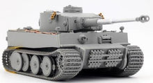 Load image into Gallery viewer, Border 1/35 German Tiger I Initial Production s.Pz.Abt.502 Leningrad 1942/43 BT-014