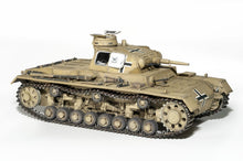 Load image into Gallery viewer, MiniArt 1/35 German Pz.Kpfw.III Ausf.C 35166