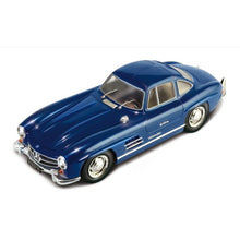 Load image into Gallery viewer, Italeri 1/24 Mercedes-Benz 300SL Gullwing 3645