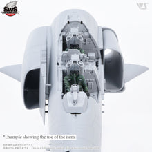 Load image into Gallery viewer, Zoukei-Mura 1/48 US F-4J USN Resin Pilot Figures SWS48-09-F01