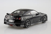 Load image into Gallery viewer, Aoshima Snap Kit 1/32 Nissan Skyline Meteor Flake Black Pearl 05640