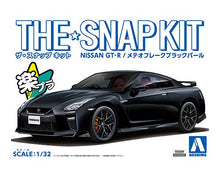 Load image into Gallery viewer, Aoshima Snap Kit 1/32 Nissan Skyline Meteor Flake Black Pearl 05640