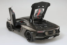 Load image into Gallery viewer, Aoshima 1/24 Lamborghini Aventador LP700-4 2011 05864