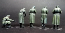 Load image into Gallery viewer, Miniart 1/35 German Soldiers 1941-42 (5) 35218