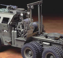 Load image into Gallery viewer, Tamiya 1/35 US Dragon Wagon 40t Tank Transporter 35230