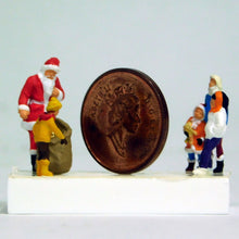 Load image into Gallery viewer, Preiser 1/87 HO Santa Claus w Children Merry Christmas Figures 29098