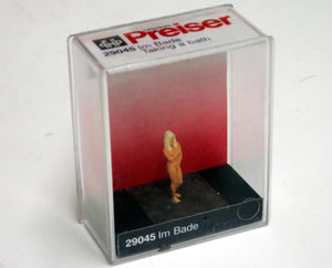 Preiser 1/87 HO Taking A Bath - Female Nude Figure 29045