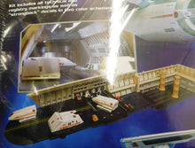 Load image into Gallery viewer, Polar Lights Star Trek 1/350 U.S.S Enterprise NCC-1701 Refit Model Kit POL949