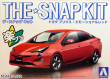 Load image into Gallery viewer, Aoshima Snap Kit 1/32 Toyota Prius Red 05417