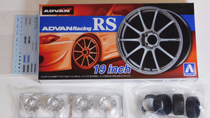 Aoshima 1/24 Rim & Tire Set ( 45) Advan Racing RS 19" 05378