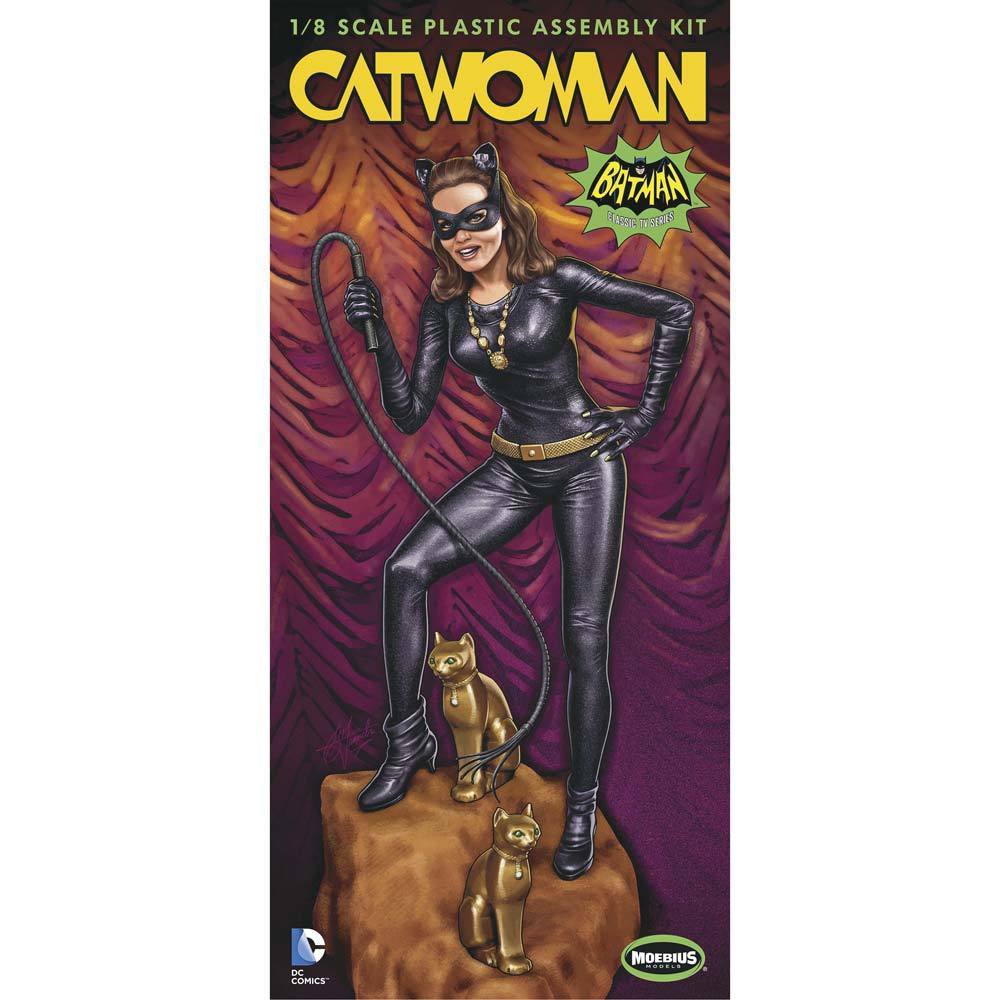 Moebius Batman Classic 1/8 Catwoman 10