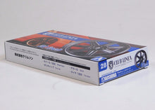 Load image into Gallery viewer, Aoshima 1/24 Rim &amp; Tire Set ( 28) Clublinea L612 20" 05278