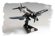 Load image into Gallery viewer, Easymodel 1/72 US F4U-1 Corsair VF-511 Lt. 1945 37235