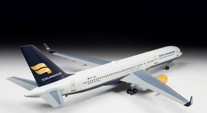 Zvezda 1/144 Boeing 757-200 IcelandAir 7032
