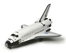 Load image into Gallery viewer, Tamiya 1/100 Space Shuttle Atlantis 60402