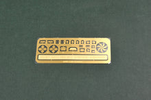 Load image into Gallery viewer, HobbyBoss 1/350 Russian Victor III Class (Project 671RTMK) Submarine 83529
