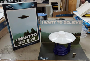 Atlantis I Want to Believe UFO Plastic Model Kit  AMC-1008