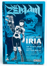 Load image into Gallery viewer, Falchion 1/6 The Bounty Hunter Iria Vinyl Kit Sculpted by Takayuki Takeya 4-9-22-201