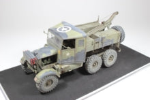 Load image into Gallery viewer, IBG 1/35 British Scammel Pioneer 2V2S Heavy Breakdown Tractor 35029