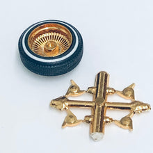 Load image into Gallery viewer, Pegasus 1/24 Rim &amp; Tire Set 1310 "D" Style Gold Rims w/ Whitewall Tires (4)