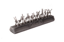 Load image into Gallery viewer, Ion Models 1/350 Kriegsmarine Figures Working On Duty K350-002'