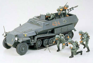 Tamiya 1/35 German Hanomag Sd.Kfz. 251/1 35020