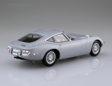 Load image into Gallery viewer, Aoshima Snap Kit 1/32 Toyota 2000GT Silver Metallic #05-C 06812'