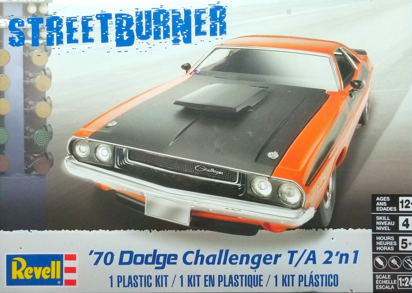 Revell 1/24 Dodge Challenger TA 1970 2 in 1 85-2596