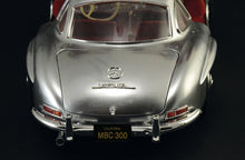 Load image into Gallery viewer, Italeri 1/16 MERCEDES-BENZ 300SL Gullwing 3612'