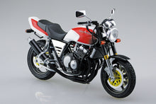 Load image into Gallery viewer, Aoshima 1/12 Honda CB 400 SF with custom parts 05514