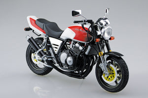 Aoshima 1/12 Honda CB 400 SF with custom parts 05514