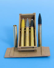 Load image into Gallery viewer, Eureka XXL 1/35 German 8.8 cm Pzgr.Patr.40 Kw.K.36 A-3518