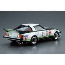 Load image into Gallery viewer, Aoshima 1/24 Mazda SA22C RX-7 Daytona '79 05229