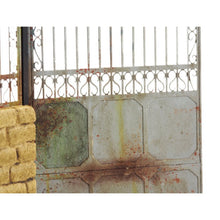 Load image into Gallery viewer, Matho Models 1/35 Metal Fence set B Gate MAT35060