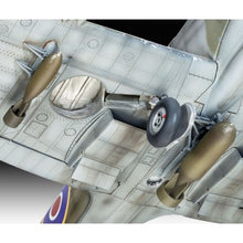 Load image into Gallery viewer, Revell 1/32 British Spitfire Mk.IXC 03927
