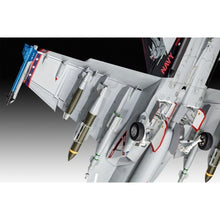 Load image into Gallery viewer, Revell 1/32 US F/A-18E Super Hornet Plastic Model Kit 04994