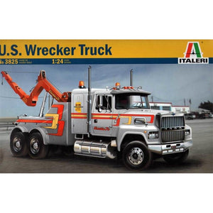 Italeri 1/24 US Wrecker Truck Plastic Kit 3825