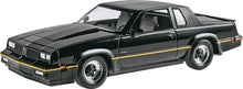 Load image into Gallery viewer, Revell 1/25 Oldsmobile 442/FE3-X 1985 85-4446