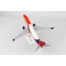 Load image into Gallery viewer, Skymarks 1/130 Sun Country Boeing 737-800 New Livery SKR1006