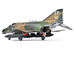 Zoukei-Mura 1/48 US F-4D Phantom II SWS-7