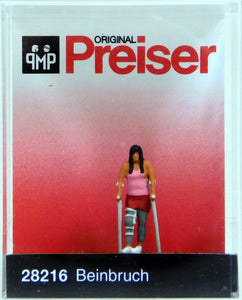 Preiser 1/87 HO Woman On Crutches Figure 28216