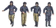 Load image into Gallery viewer, MiniArt 1/35 Russian Tank Crew Breakthrough 35254