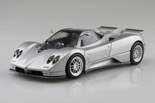 Load image into Gallery viewer, Aoshima 1/24 Pagani Zonda C12S 05602